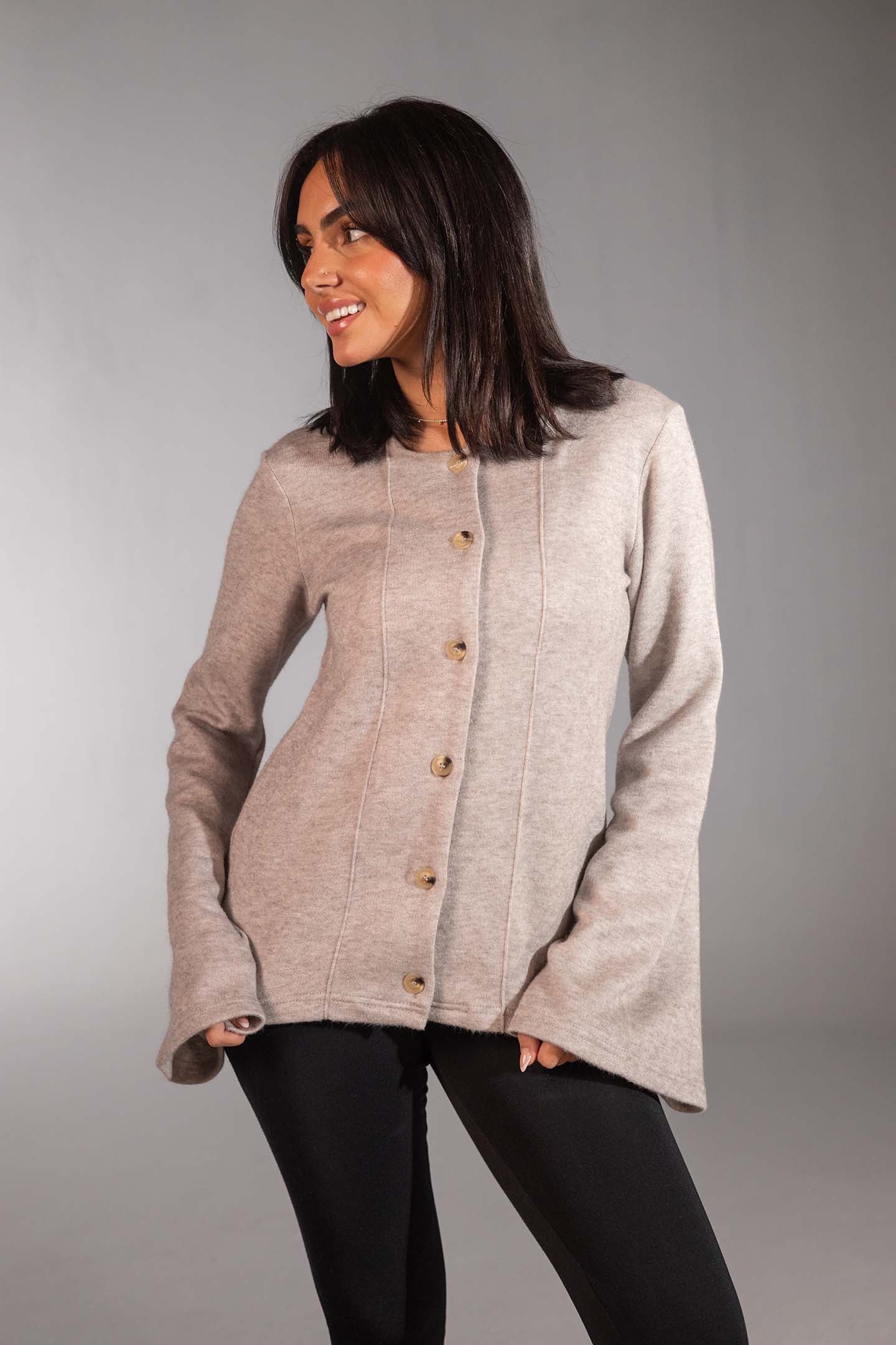 معطف ترنش قصير بيج مزدوج الأزرار