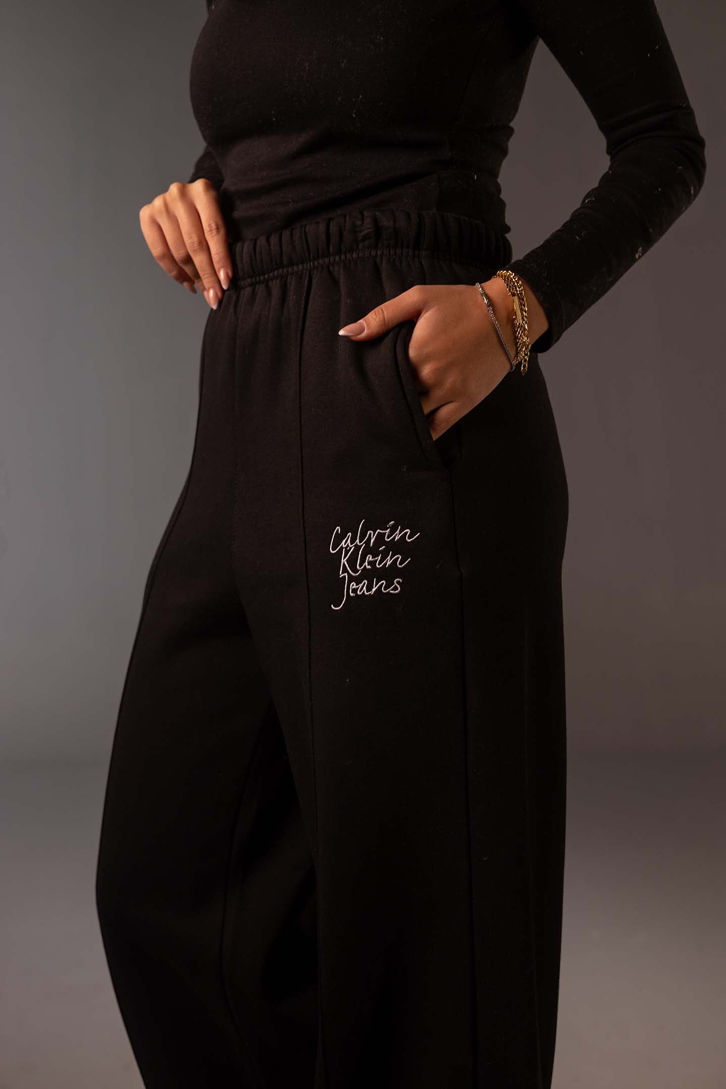 Black High-Waist Wide Leg Jogger Pants