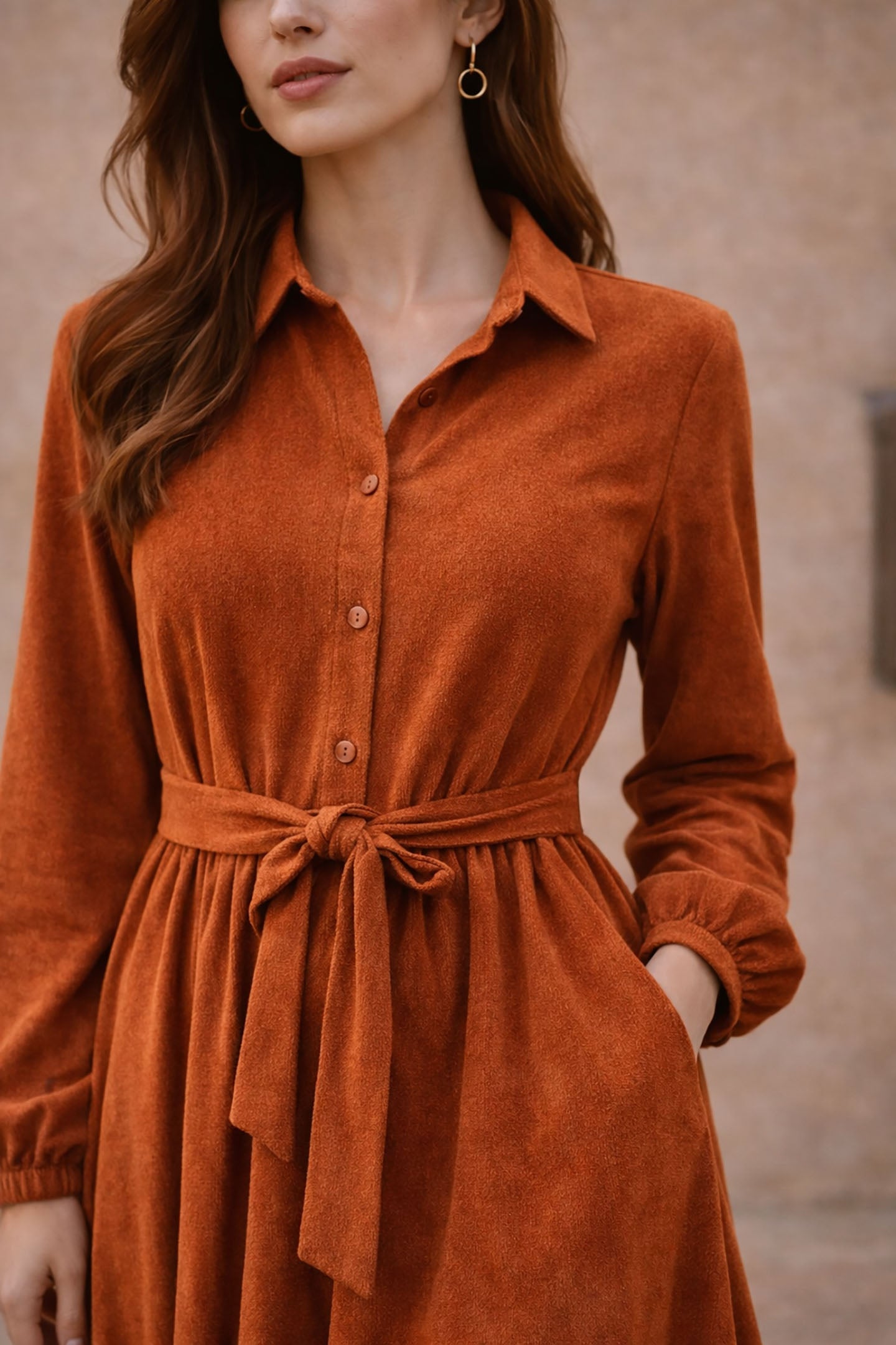 فستان قطيفة مخملي برتقالي بخصر مربوط