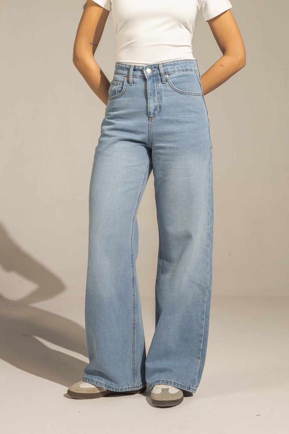 Light Jeans High-Waist Wide-Leg Denim Jeans
