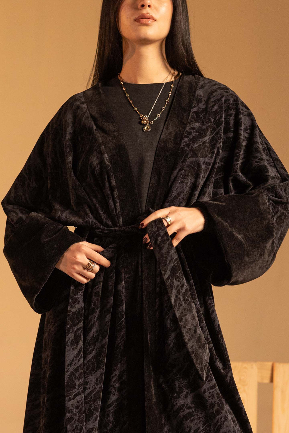 Black Marble Velvet Wide Sleeve Abaya