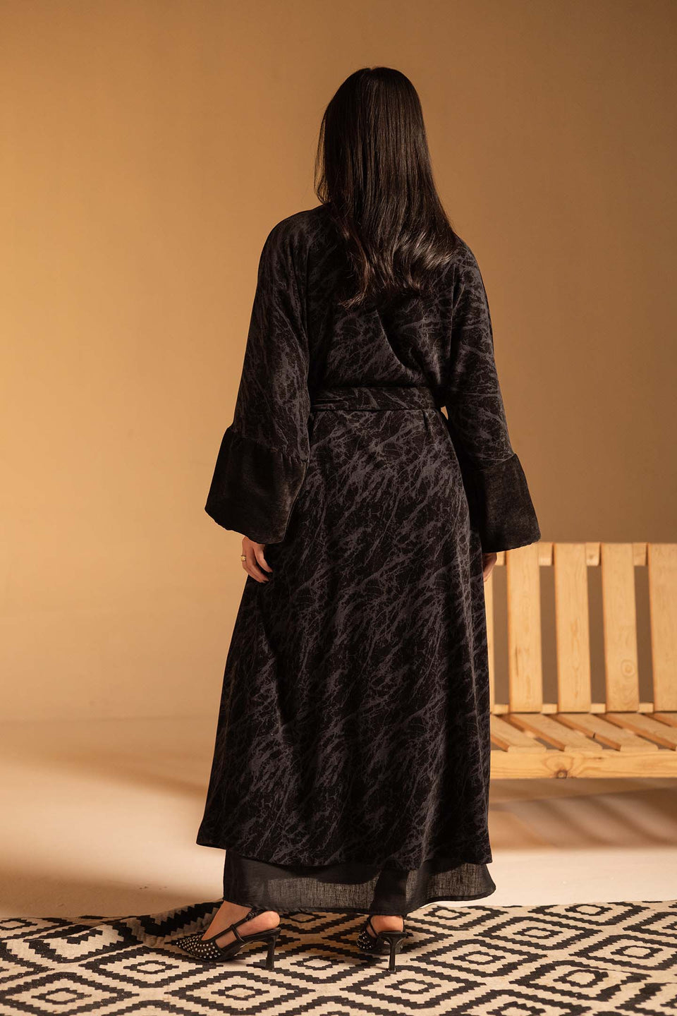 Black Marble Velvet Wide Sleeve Abaya