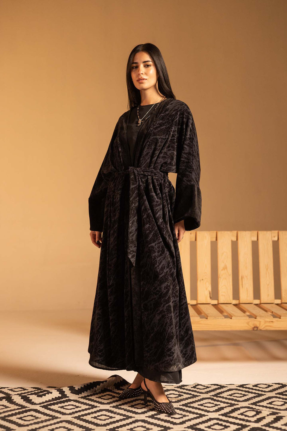 Black Marble Velvet Wide Sleeve Abaya