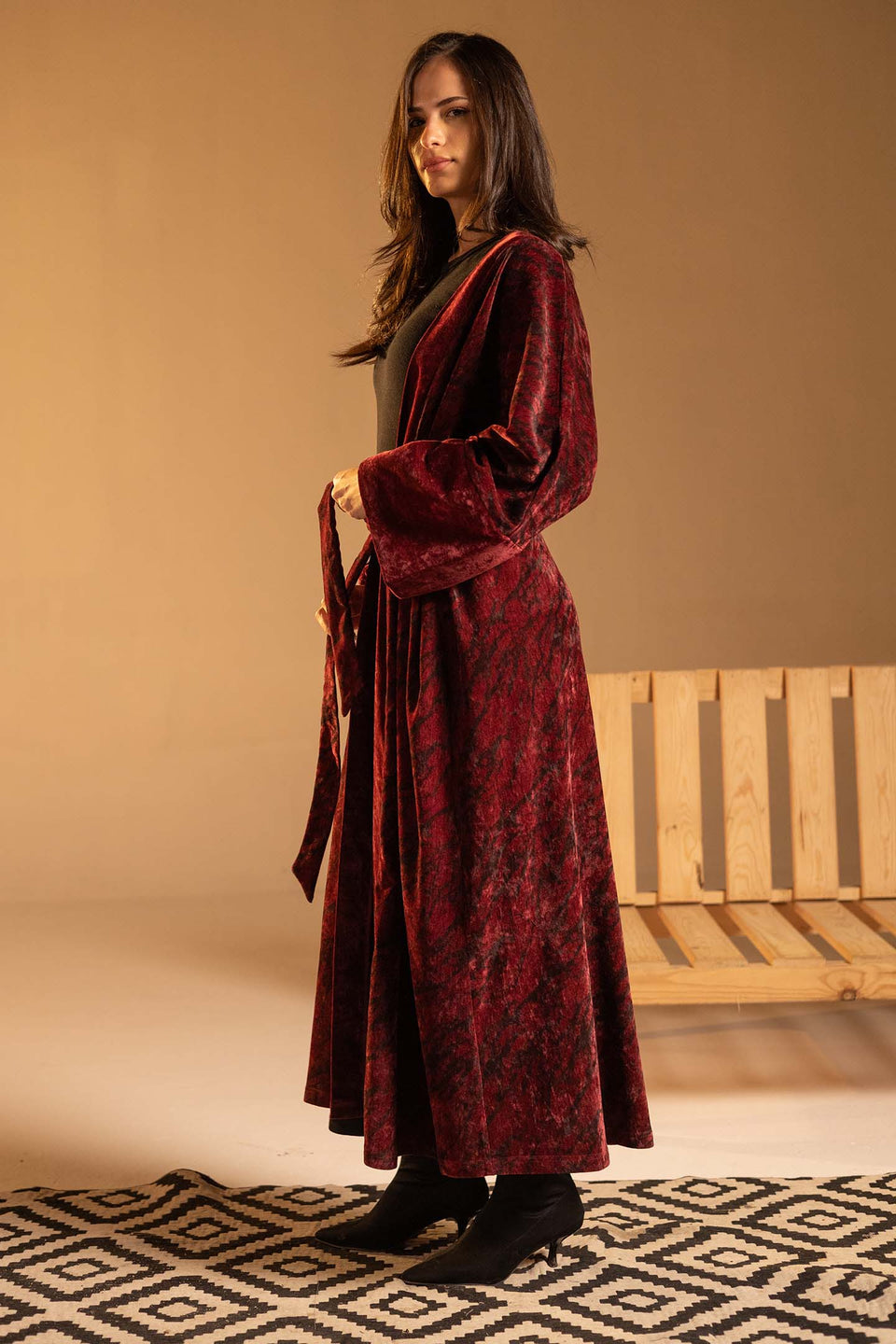 Burgundy Marble Velvet Wide Sleeve Abaya