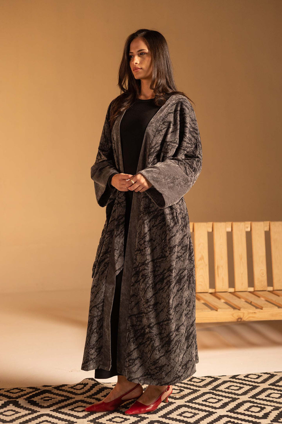 Grey Marble Velvet Wide Sleeve Abaya