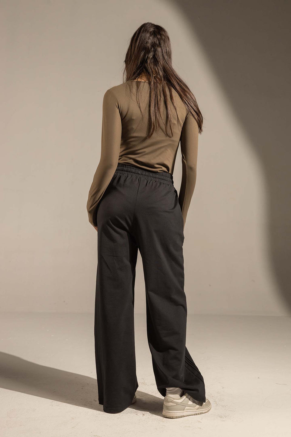 Black Relaxed Fit Wide-Leg Pants