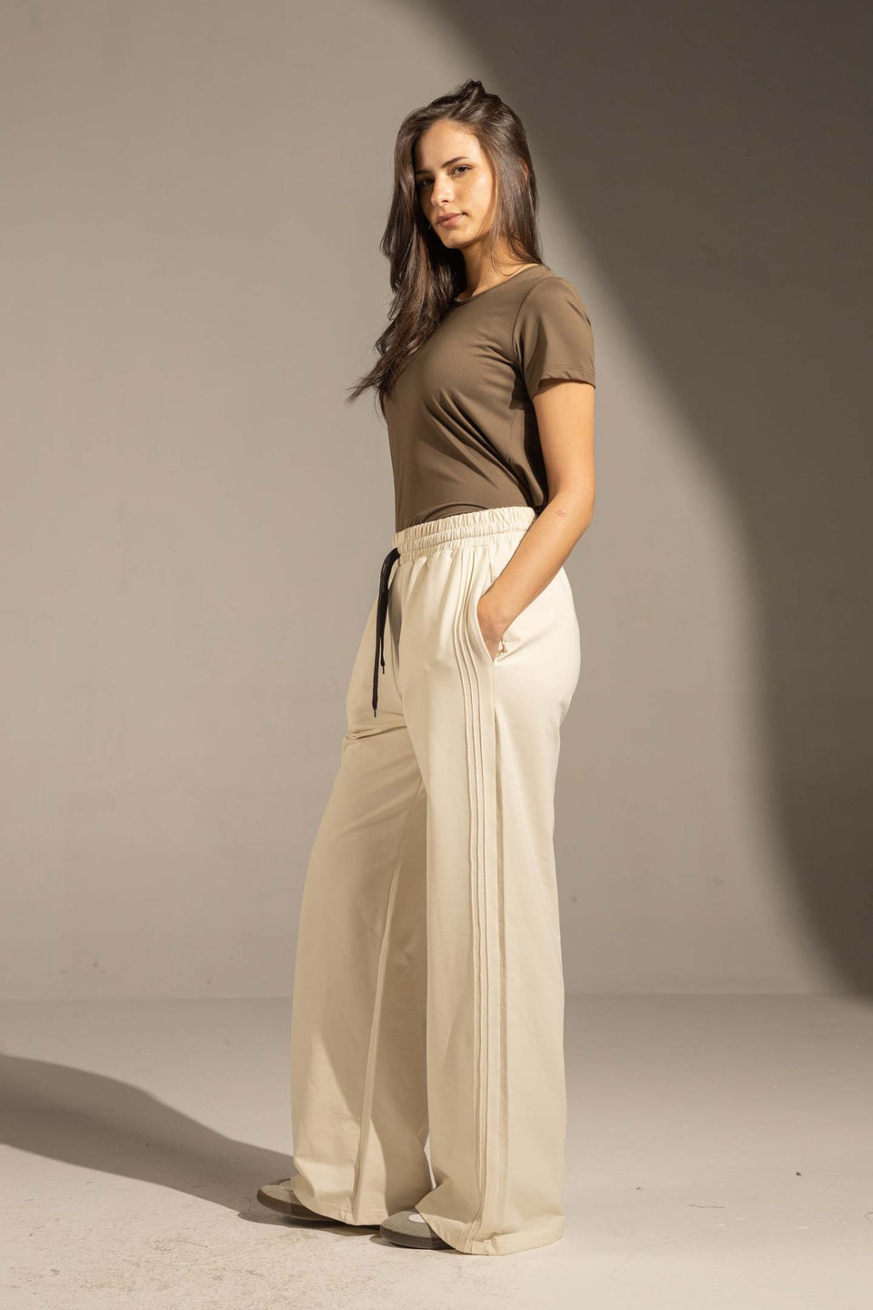 Off White Relaxed Fit Wide-Leg Pants