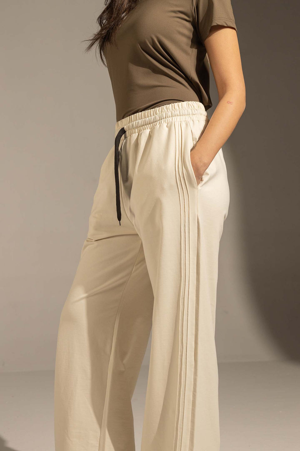 Off White Relaxed Fit Wide-Leg Pants