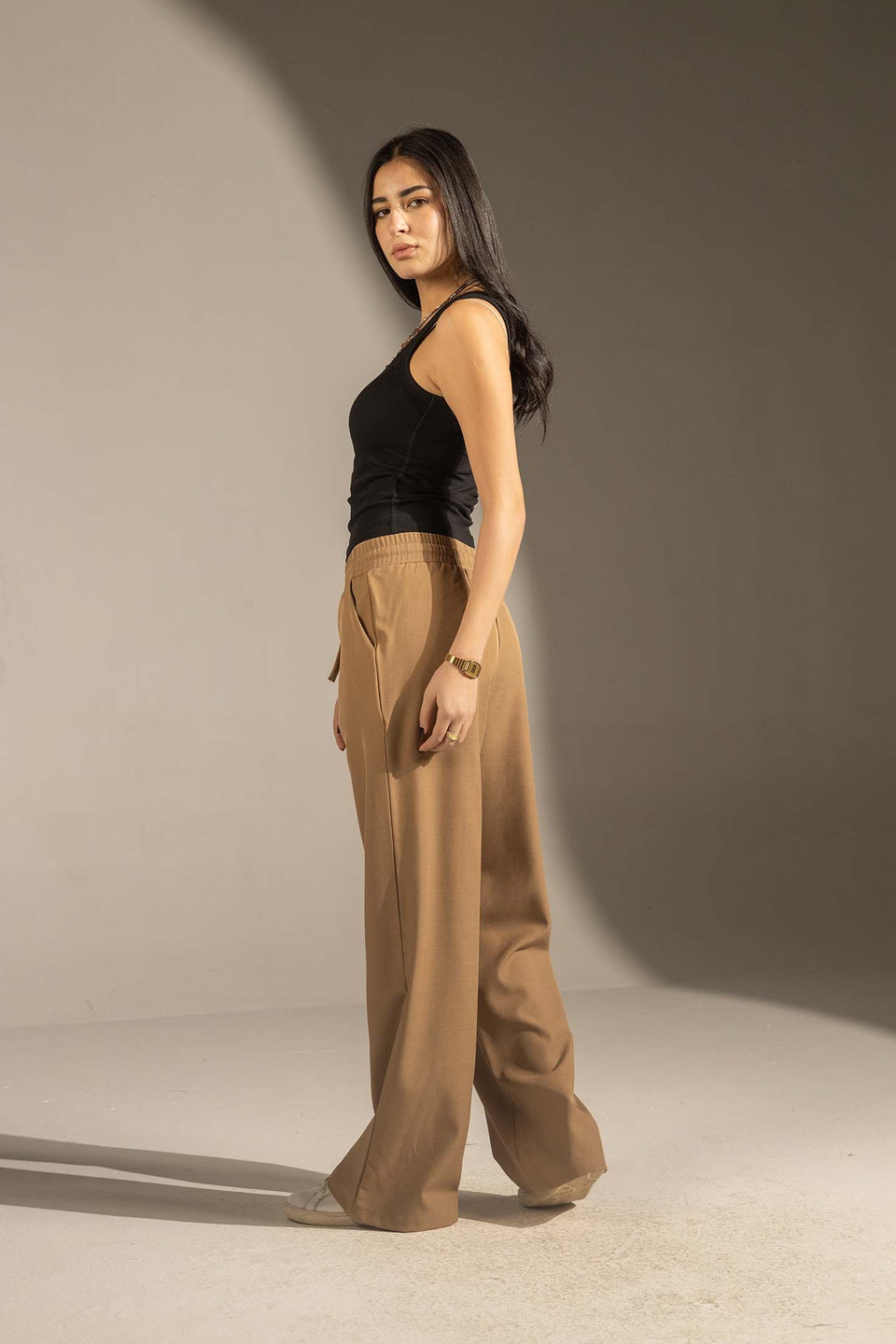 Camel Relaxed Wide-Leg Elastic Waist Pants