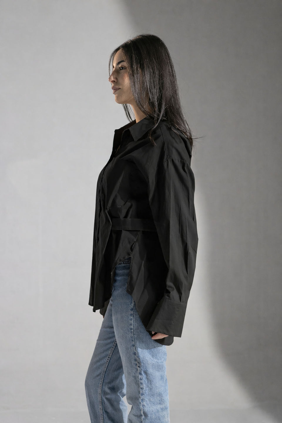Black Minimal Edge Black Shirt