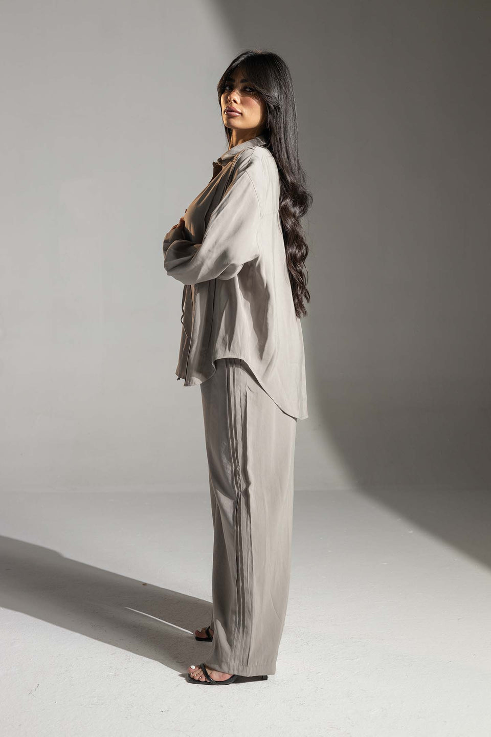 طقم بيج بقصة مريحة قطعتين