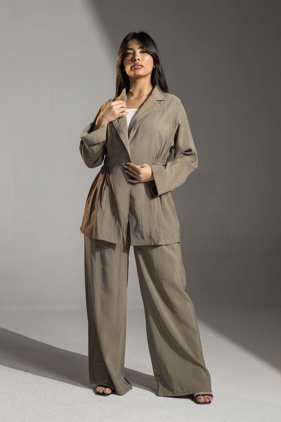 Olive Relaxed Tied Elegant Set