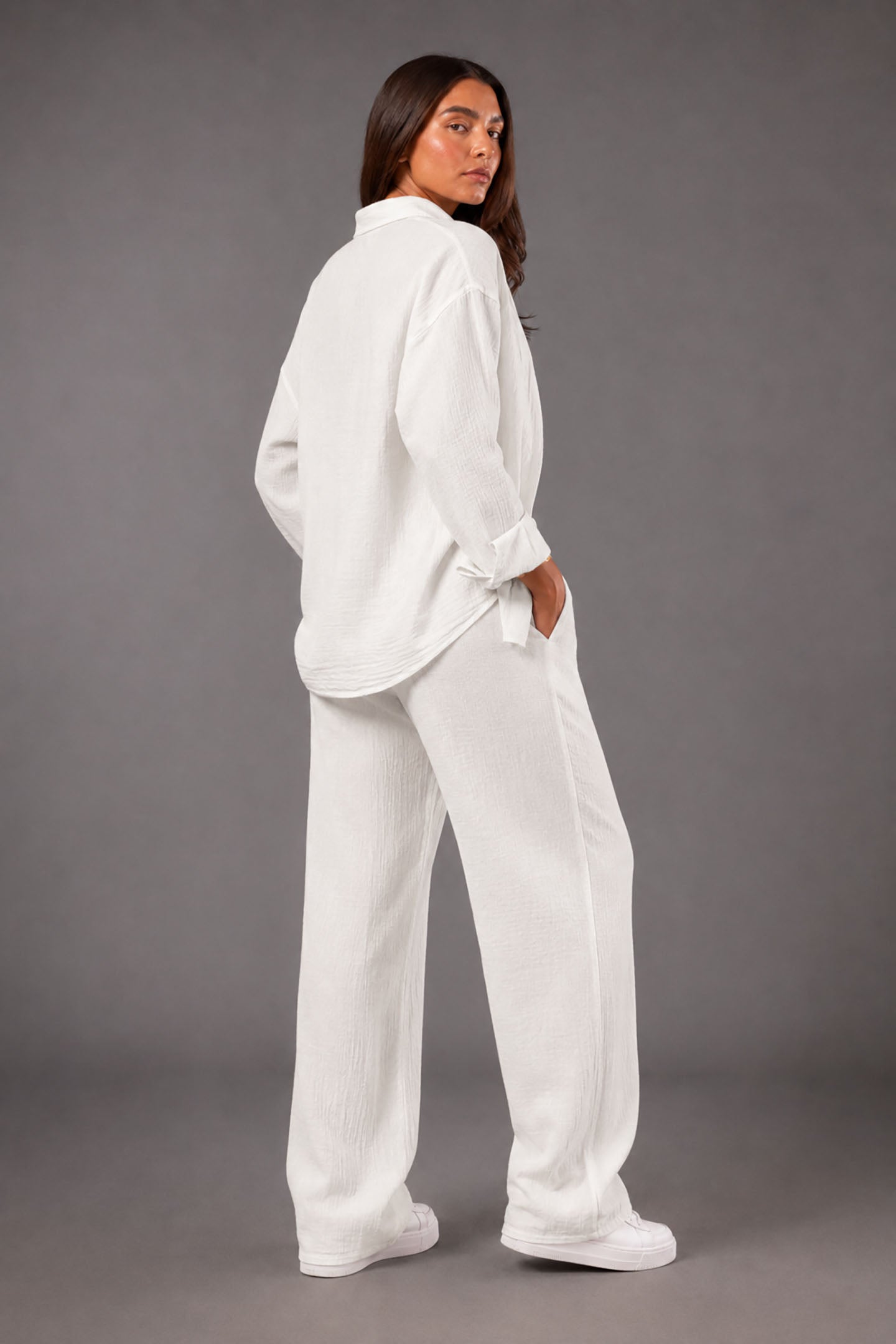 White Comfort Linen Set