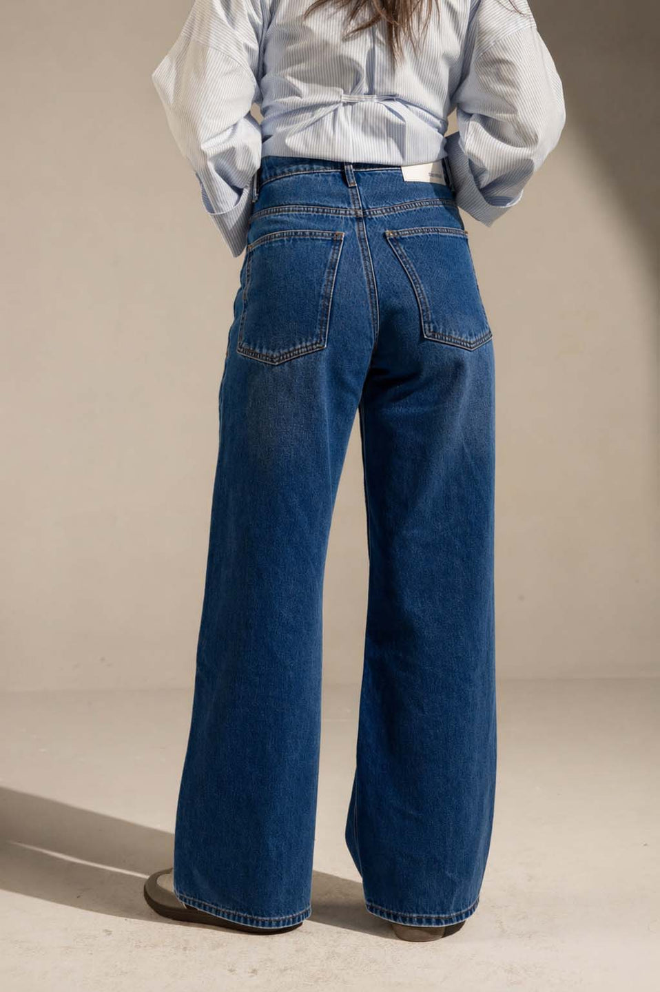 Dark Jeans Mid Rise Wide leg Jeans