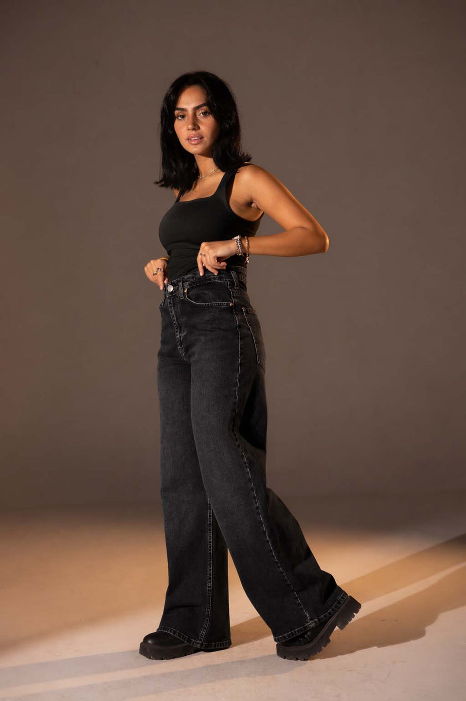 Black High-Waist Wide-Leg Jeans