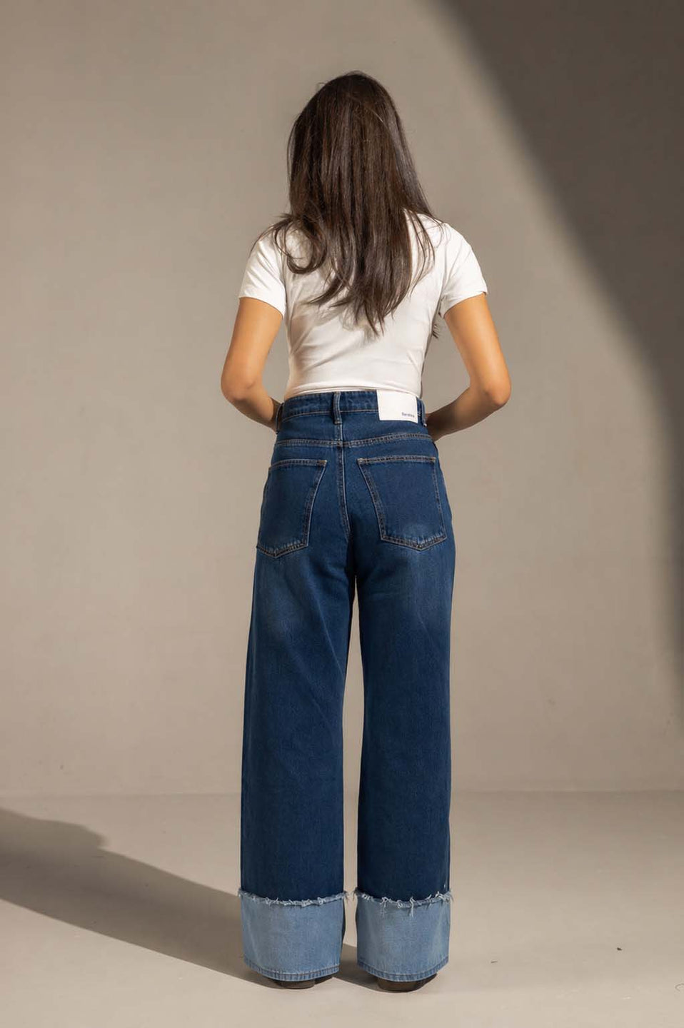 Dark Jeans Raw Hem High-Waist Wide-Leg Jeans