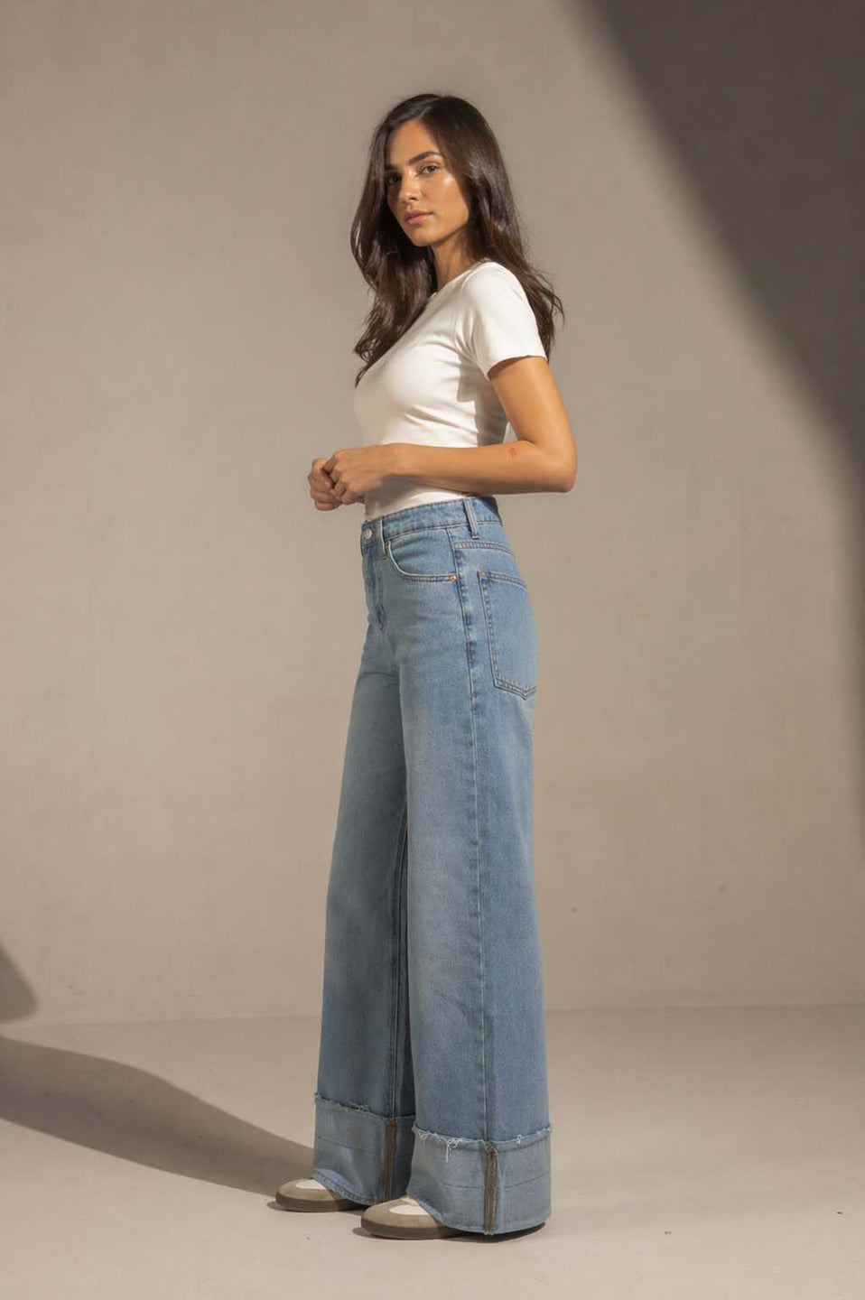 Light Jeans Raw Hem High-Waist Wide-Leg Jeans