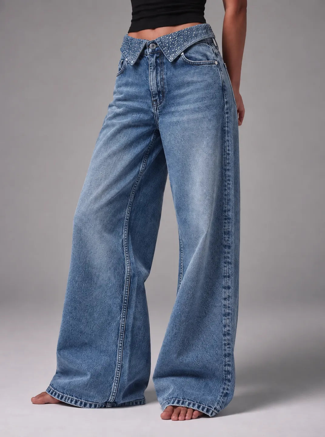 Shiny Wide-leg Dark Jeans
