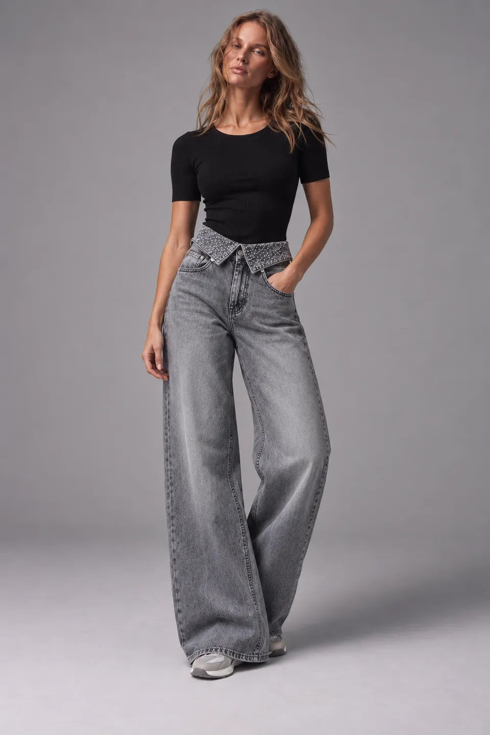 Shiny Wide-leg Gray Jeans