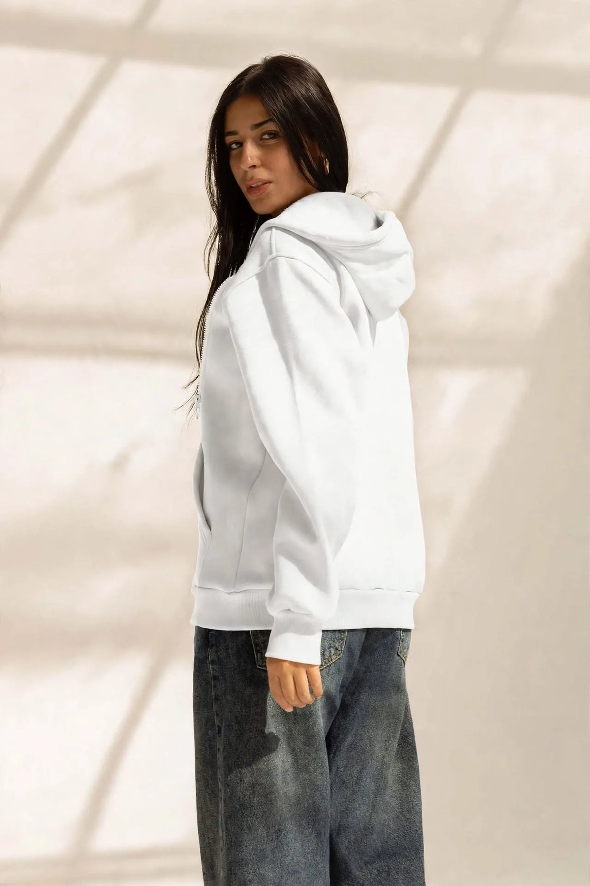 White Oversized Zipped Hoodie