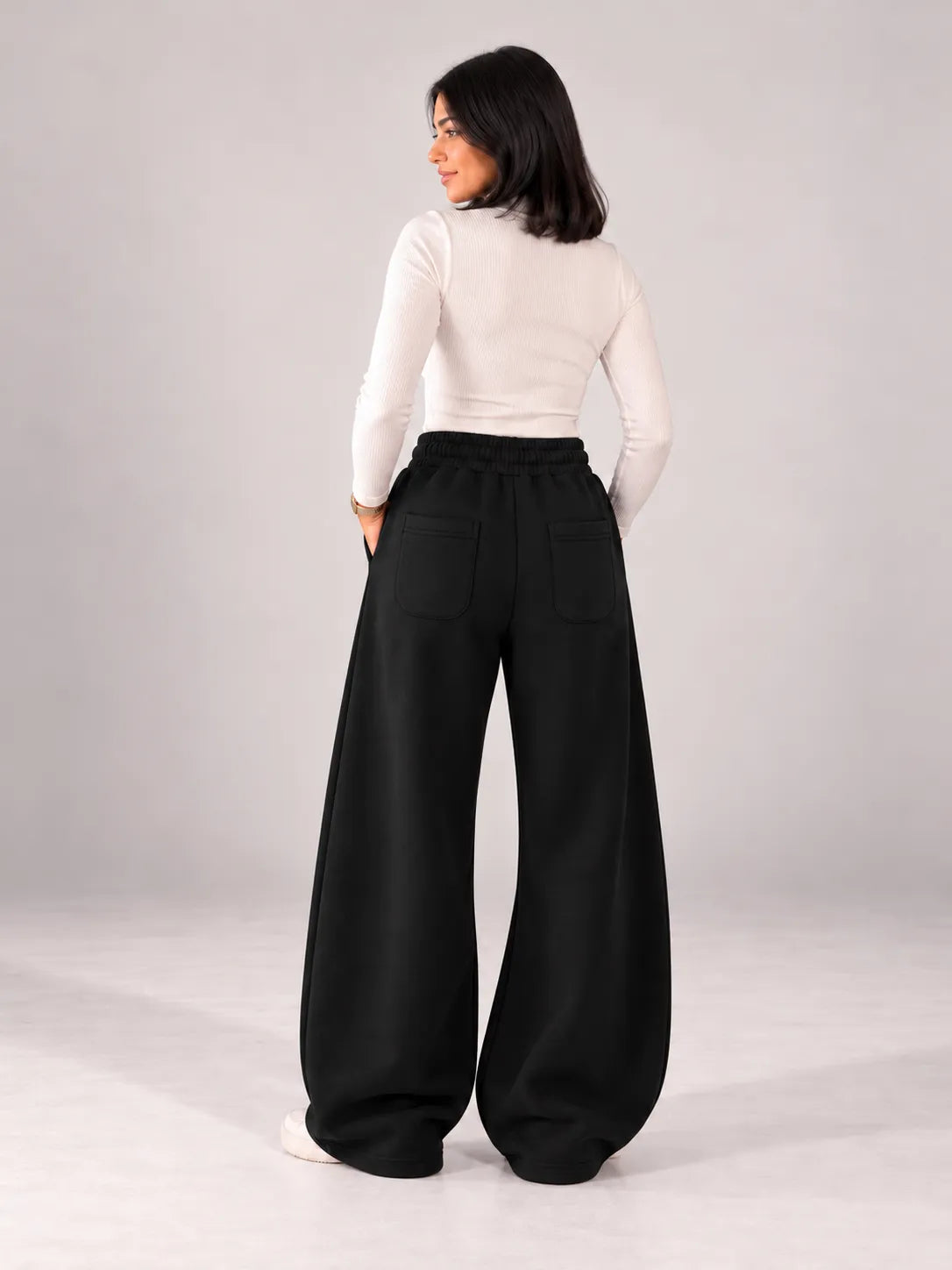 Black Balloon-Fit Wide-Leg Sweatpants