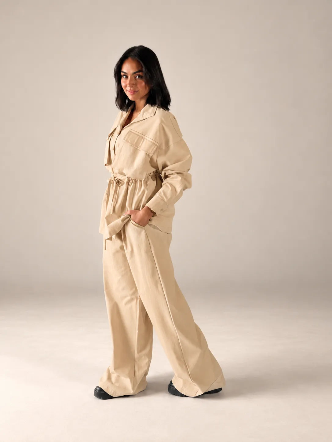 Beige Tie-Waist Pockets Set