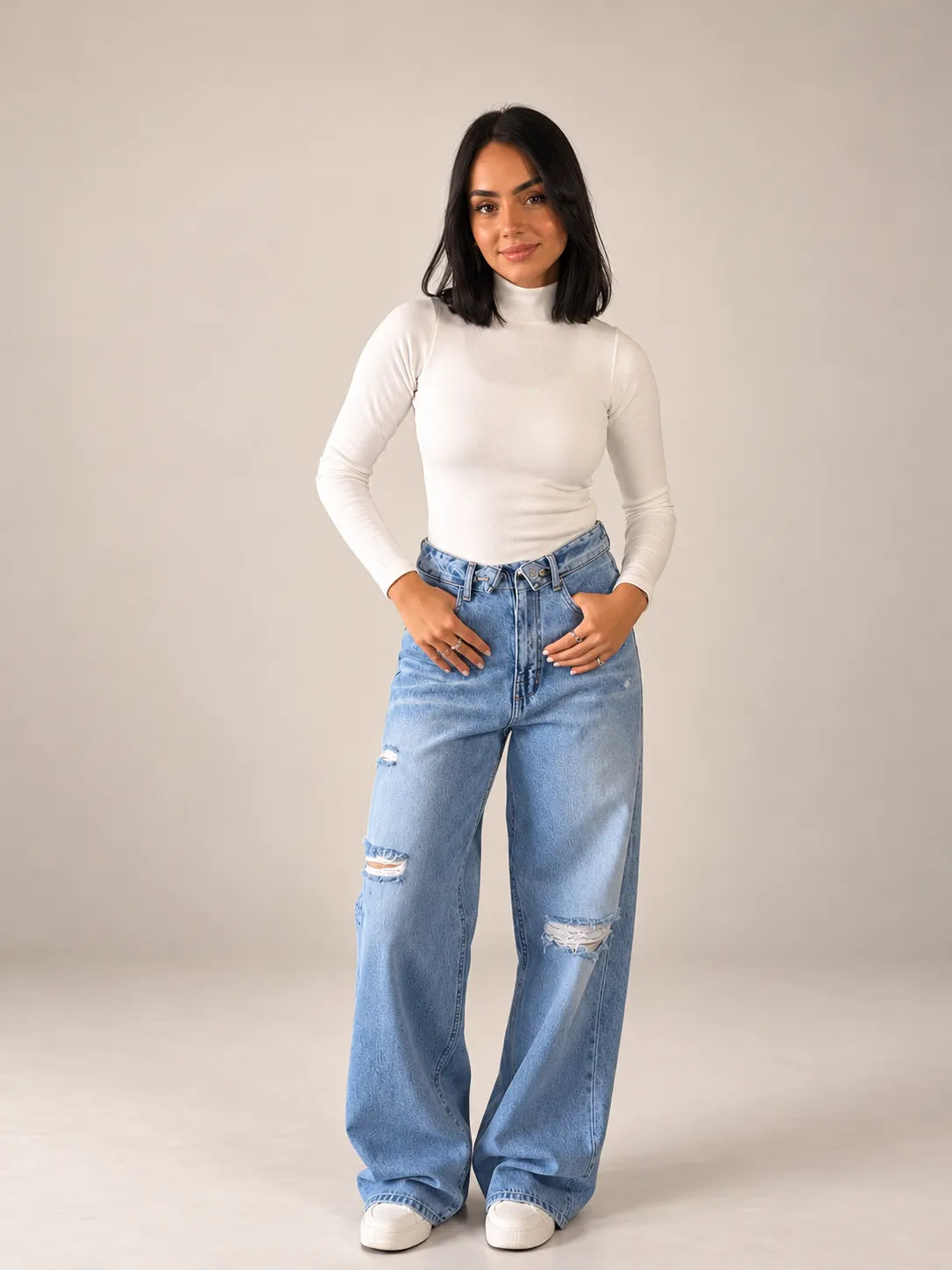 Street Style Wide-Leg Light Jeans