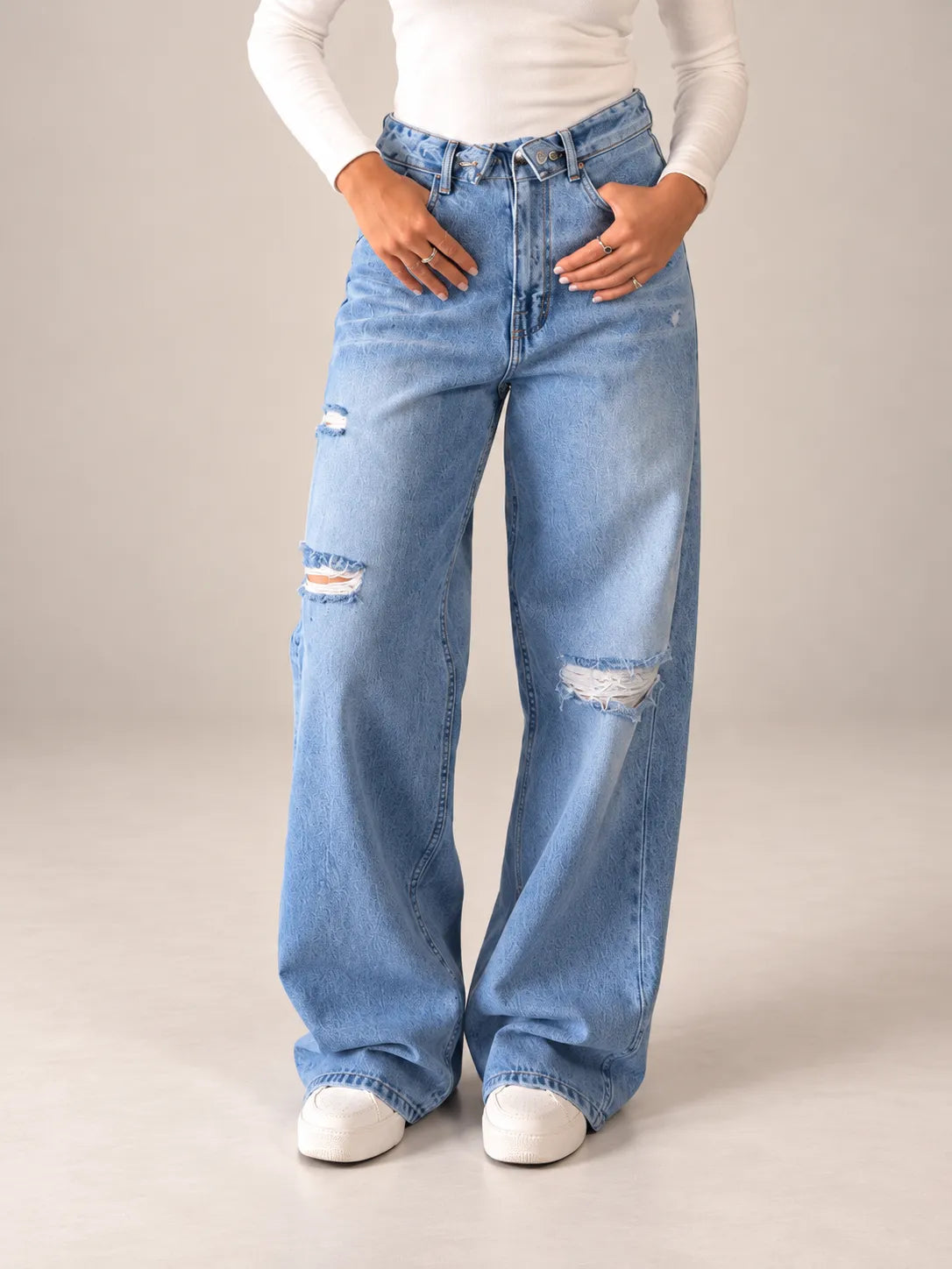 Street Style Wide-Leg Light Jeans