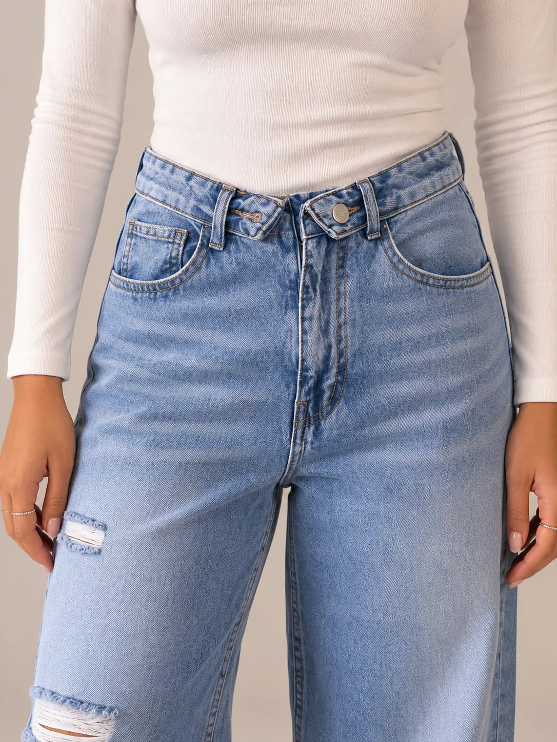 Street Style Wide-Leg Light Jeans