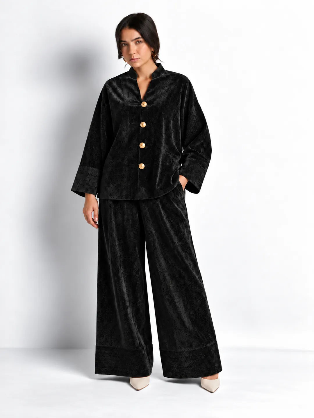 Black Textured Velvet Japanese Set