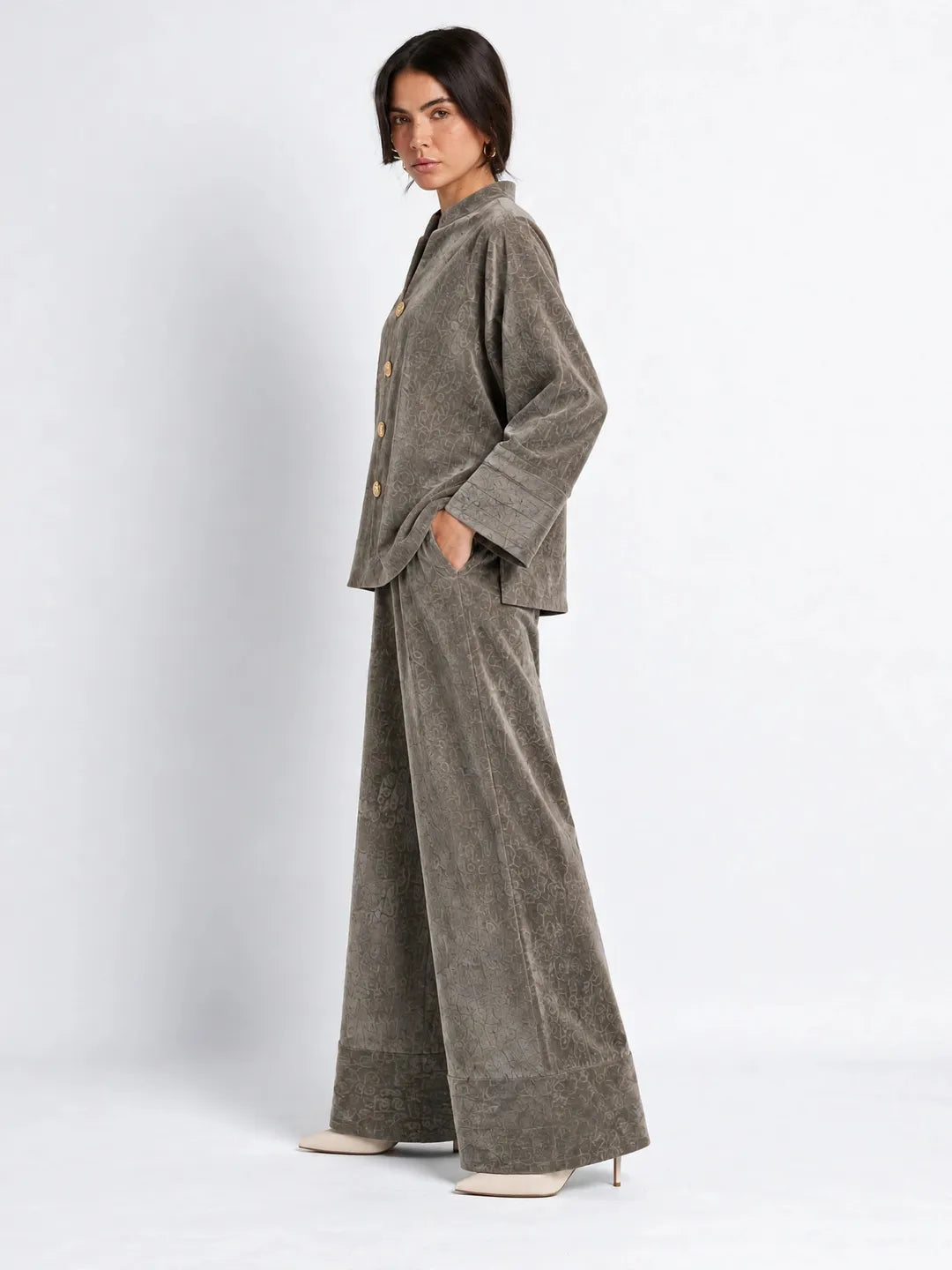 Coffee Textured Velvet Japanese Set