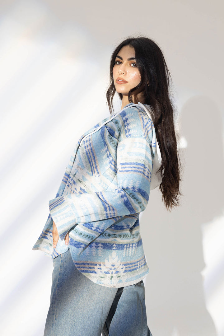 Blue Patterned Winter Shirt With Capicho