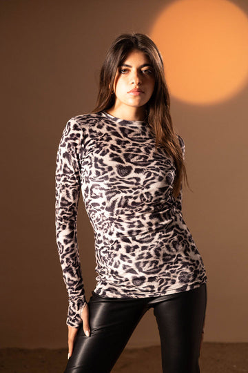 Grey Leo Pard Long Sleeves Basic