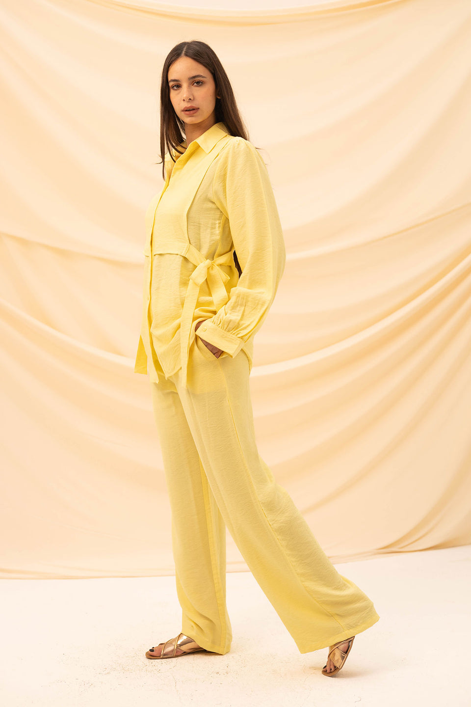 Yellow Comfort Linen Set