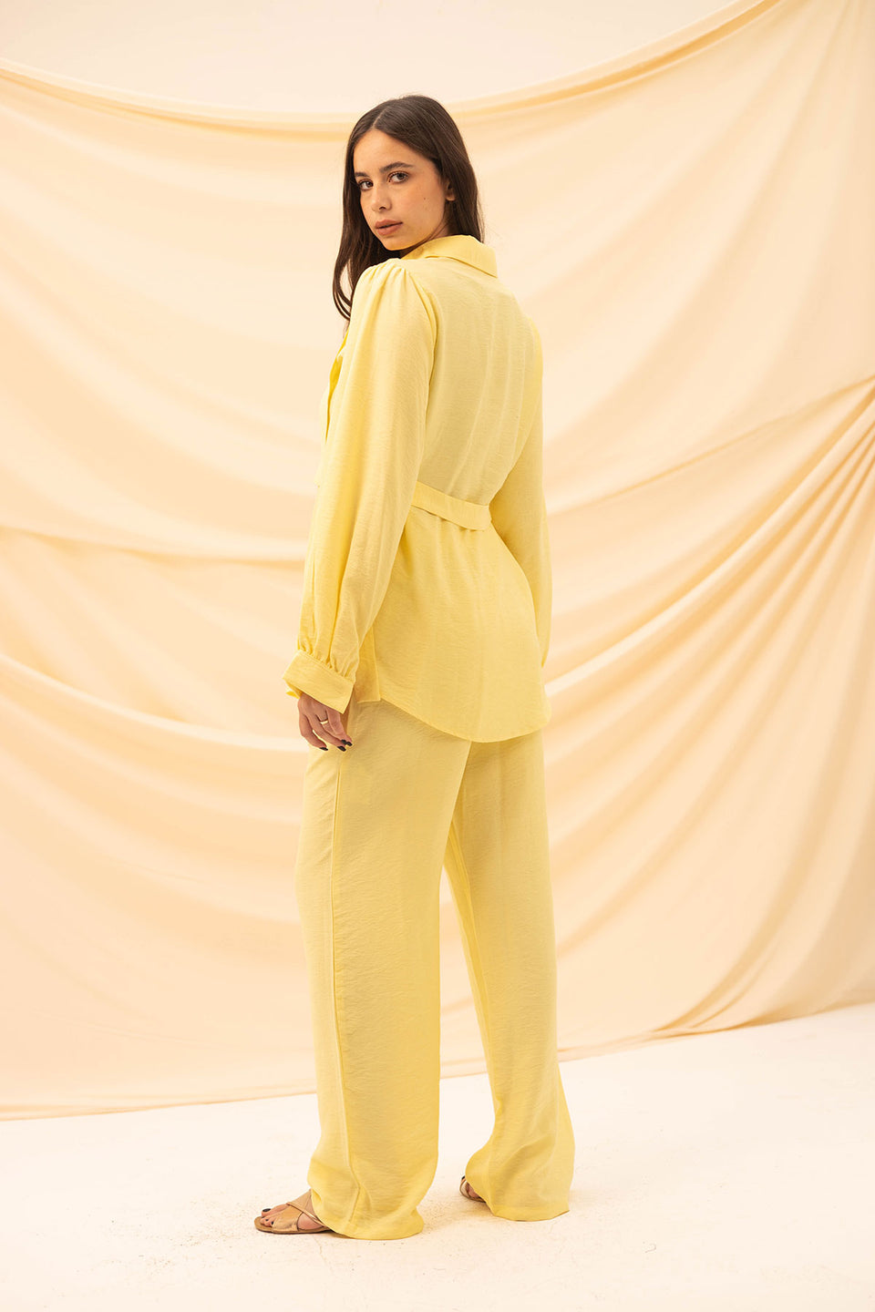 Yellow Comfort Linen Set