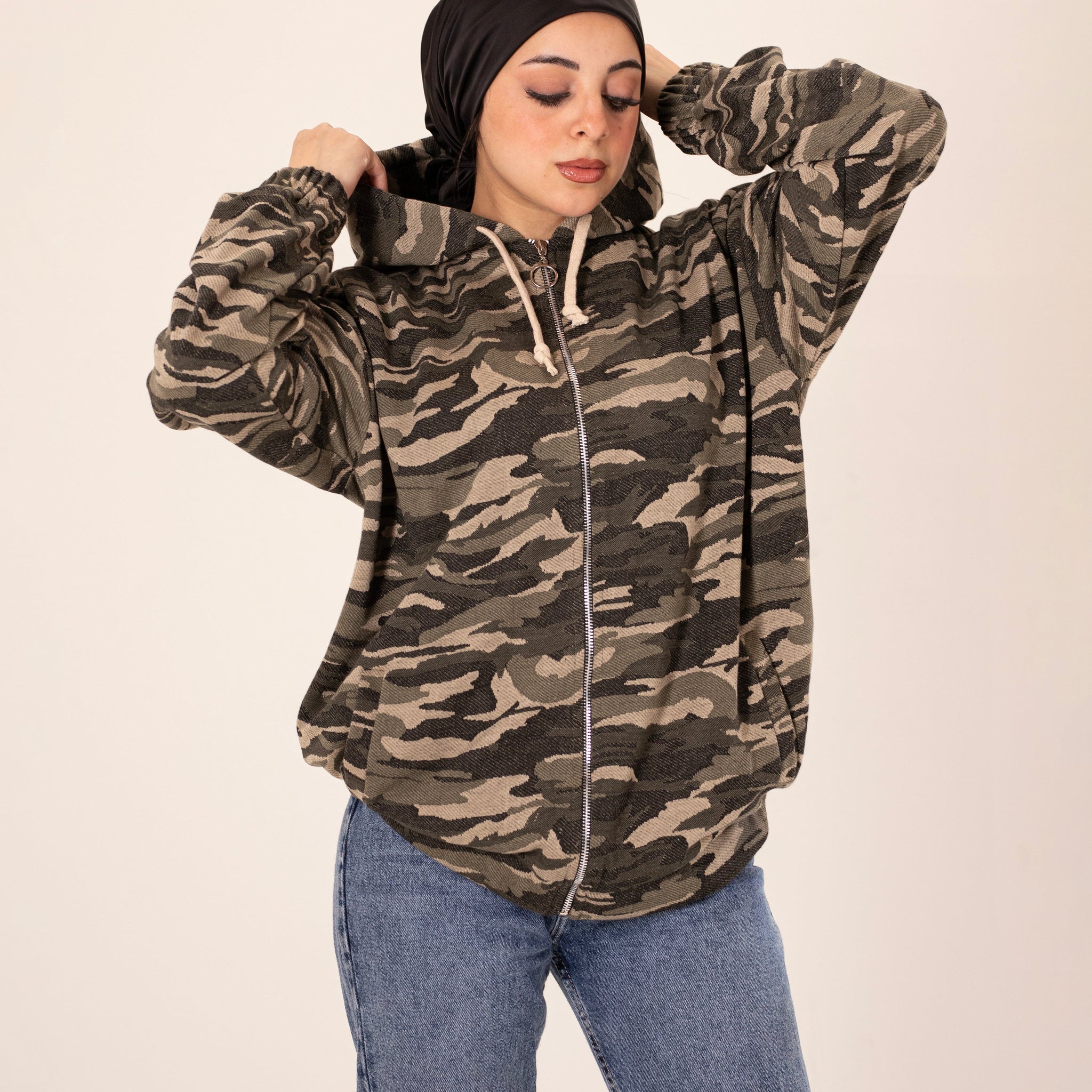 hoodie with army-printed