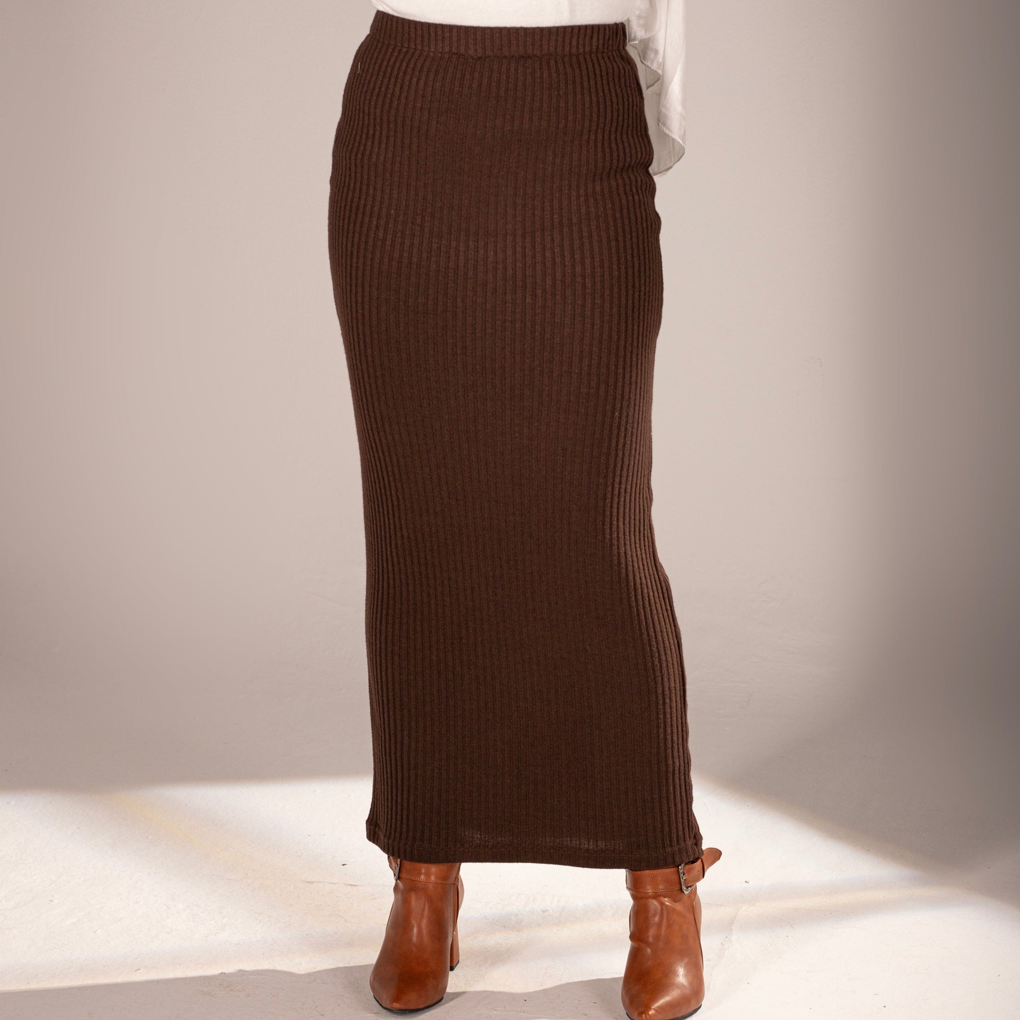 Brown Ribbed Basic Skirt