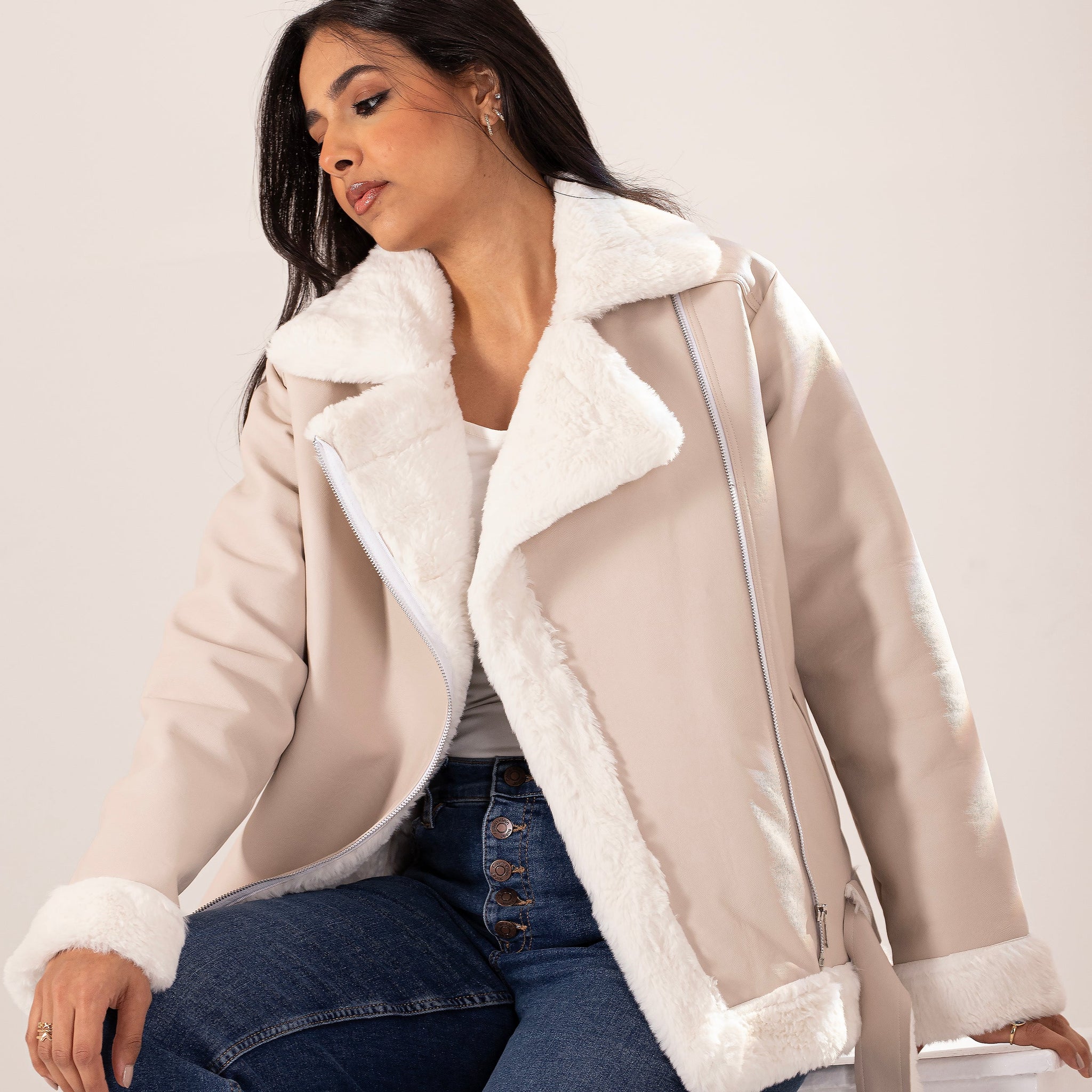 Oversize Long Leather Jacket With White Fur